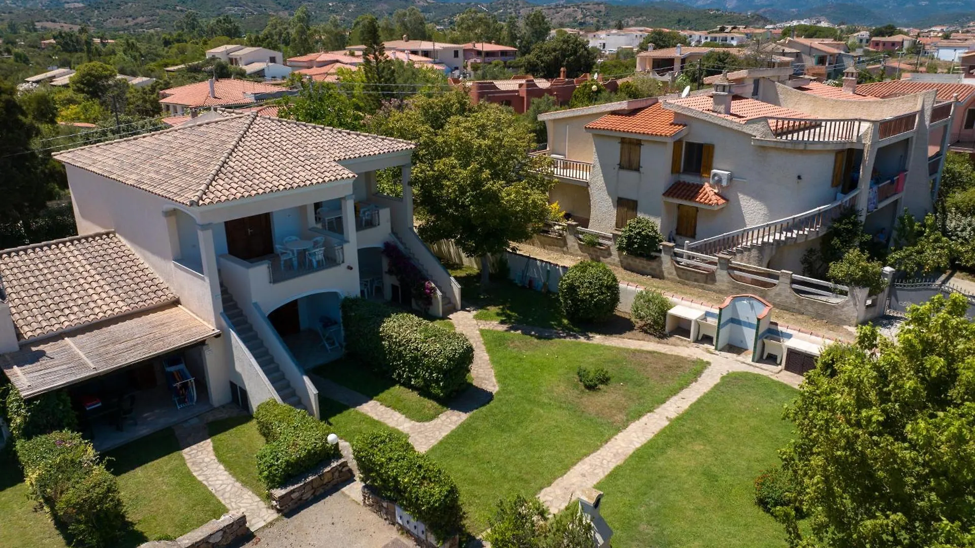 Le Dimore Di Budoni Aparthotel